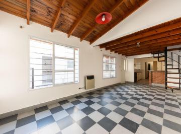 Casa · 162m² · 5 Ambientes · 1 Cochera · Venta Casa 5 Ambientes en Villa Tesei Hurlingham
