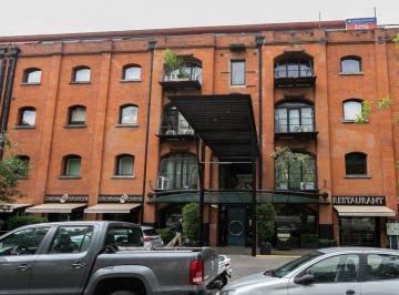 Departamento · 72m² · 3 Ambientes · 1 Cochera · Depto 3 Amb Amenities Cochera Puerto Madero Venta