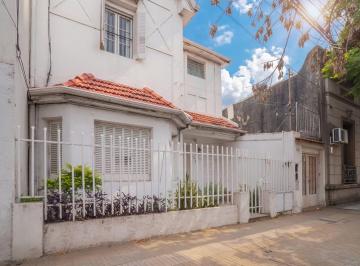 Casa · 81m² · 6 Ambientes · Venta de Planta Alta 4 Dorm. Zona Unl!