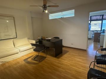 Oficina comercial · 56m² · 2 Ambientes · 1 Cochera · Oficina en San Isidro