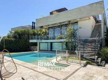 Casa · 339m² · 6 Ambientes · 4 Cocheras · Casa en Venta en Terralagos Canning