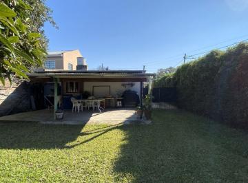 Casa · 76m² · 3 Ambientes · 1 Cochera · Casa 3 Ambientes Lote Propio con Parque y Quincho