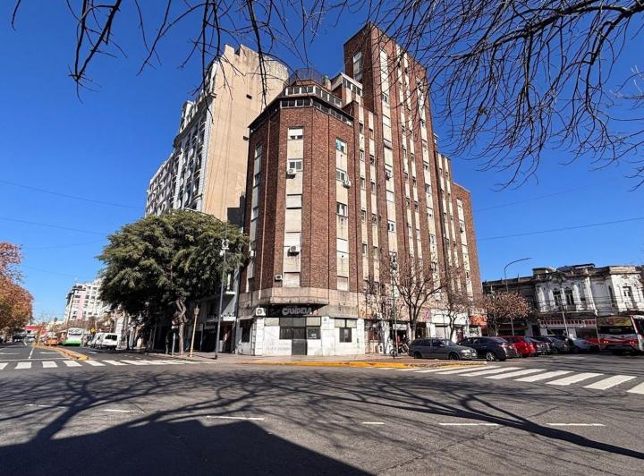 Venta Depto 2 Amb 1° Piso Constitución Apto Credit