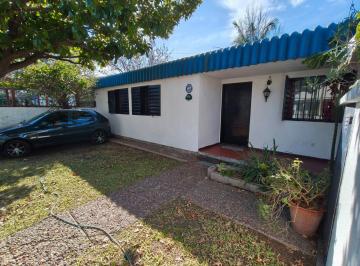 Casa · 79m² · 4 Ambientes · 2 Cocheras · Casa 4 Amb. con Parque en Barrio Foecyt
