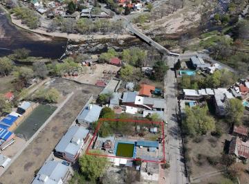Local comercial · 100m² · 12 Cocheras · Venta Propiedad Salon Pileta Quincho Baños Cocinas