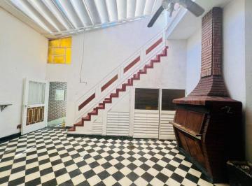 PH · 72m² · 3 Ambientes · PH, Vta, 4 Amb con Patio Cub y Terraza – Floresta