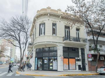 Local comercial · 420m² · Edificio Comercialc/renta en Esquina Caballito
