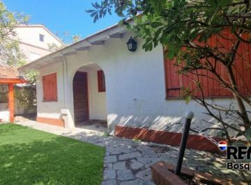 Casa · 113m² · 4 Ambientes · Venta Casa PH Gesell 2 Propiedades