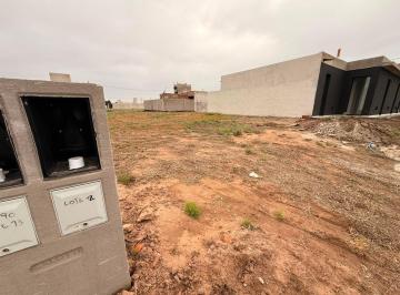 Terreno · 250m² · Venta Lote Central Fondo Norte Cuestas Manantiales
