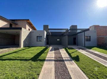 Casa · 100m² · 3 Ambientes · 2 Cocheras · Venta Duplex 2 Dorm. Docta Etapa 4