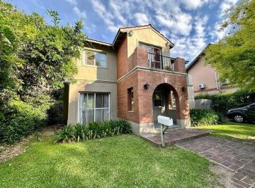 Casa · 175m² · 4 Ambientes · 2 Cocheras · Casa en Venta 4 Amb Barrio Los Angeles Village
