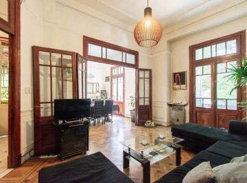Departamento · 114m² · 6 Ambientes · Departamento 6 Amb Venta Almagro, Patio Techado
