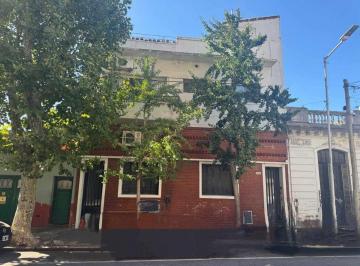 PH · 89m² · 4 Ambientes · PH en Venta French Al 200.avellaneda
