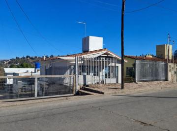 Departamento · 311m² · 7 Ambientes · 3 Cocheras · Venta de Local y 4 Departamentos Villa Carlos Paz