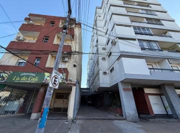 Departamento · 139m² · 5 Ambientes · 1 Cochera · Dpto.3 Dorm. C/cochera en Venta Centro Rcia