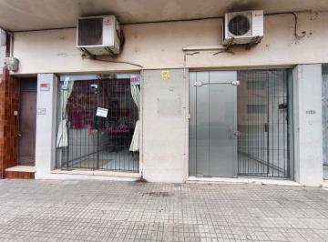 Local comercial · 75m² · Dos Locales Comerciales en Pleno Centro