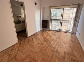 Departamento de 2 ambientes, Coghlan · Venta 2 Ambientes C/cocina Independiente. Lateral *apto Credito* Manuel Ugarte 3883