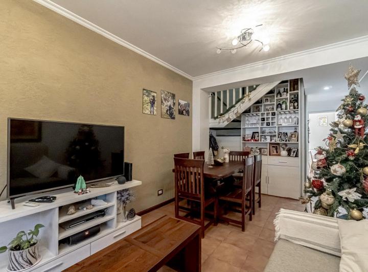 Casa · 90m² · 4 Ambientes · 1 Cochera