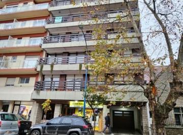 Departamento · 131m² · 5 Ambientes · 2 Cocheras · Deparamento en Venta Alberti y Santiago del Estero