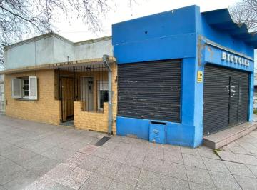 LOY-LOY-1753_2 · Propiedad en Block, Chale 3 Amb, 3er Dormitorio, Garage y Local, Don Bosco