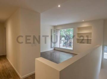 Casa · 180m² · 6 Ambientes · 1 Cochera · Casa a Estrenar en Granadero Baigorria