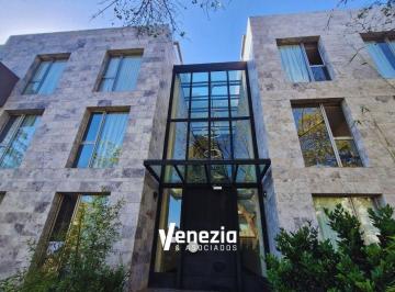 Casa de 6 ambientes, Córdoba · Alquiler Premium 3 Dorm. | Terraza y Jacuzzi Privados | Condominio Milnuevediez, Villa Belgrano