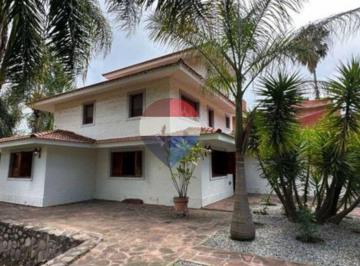 Casa · 280m² · 6 Ambientes · 1 Cochera · Venta Casa 6 Ambiente Esquina 1195 m² Bajo La Viña