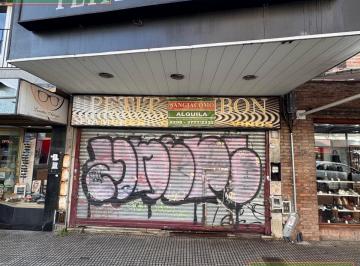 Local comercial · 232m² · 8 Ambientes · Local Adrogue Centro. con Cámaras de Frío y Equipamiento. Listo Para Trabajar!
