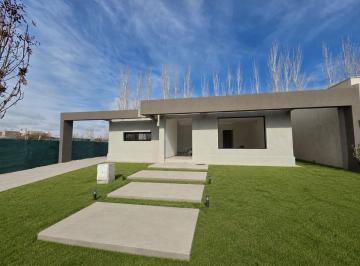 Casa de 4 ambientes, Maipú · Venta Casa Barrio Aires de Malbec