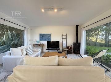 Casa · 142m² · 4 Ambientes · Venta en Barrio Ecuestre de Costa Esmeralda - Vistas a La Cancha de Polo