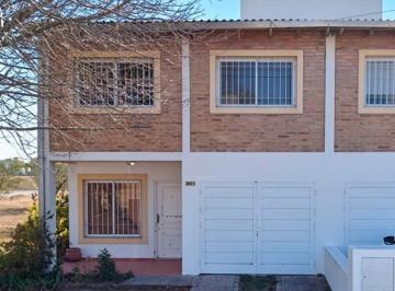 Foto · N. Poeta Lugones (Betinotti 3392) - Alquiler Casa 2 Dorm.