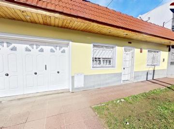 Casa · 89m² · 3 Ambientes · 2 Cocheras · Venta Casa 3 Ambientes San Justo Apto Credito