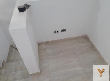 Departamento · 74m² · 3 Ambientes · Duplex en Venta - 2 Dorm. 1 Baño - 120 m² - Paso del Rey