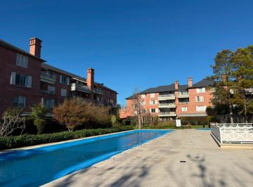 Departamento · 71m² · 3 Ambientes · 2 Cocheras · Venta Duplex 3 Amb con Jardin Propio en San Isidro
