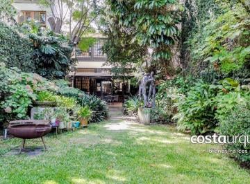 Casa · 307m² · 6 Ambientes · 1 Cochera · Espectacular Casa en San Isidro Joven, 500 m² de Lote, 300 m² Cubiertos