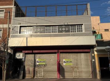 Local comercial · 140m² · 3 Ambientes · En Alquiler | Importante Local en Pleno Centro Comercial de Moreno Centro - Frente a La Clinica Mari