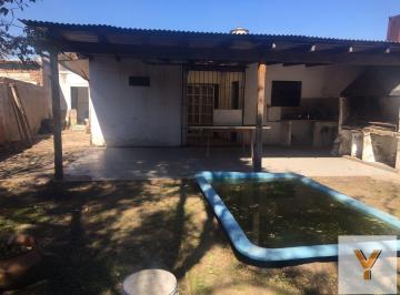 Casa · 150m² · 5 Ambientes · Casa en Venta - 4 Dorm. 3 Baños - 302 m² - Merlo