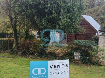 Casa · 85m² · 3 Ambientes · Venta Chalet con Piscina