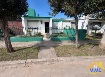 Casa de 5 ambientes, Cosquín · Casa en Venta C/ Cochera en Cosquín