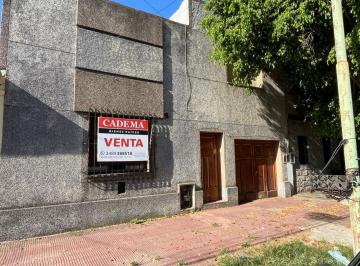 Casa · 110m² · 4 Ambientes · Casa en Centro (Campana)