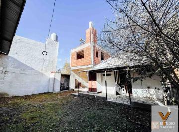 Casa · 70m² · 2 Ambientes · 1 Cochera · Casa en Venta - 1 Dormitorio 1 Baño - 195 m² - Villa Elisa, La Plata