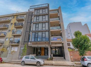 Departamento · 112m² · 3 Ambientes · 2 Cocheras · Semipiso en Venta de 3 Ambientes con Cochera Doble y Baulera en Chauvin