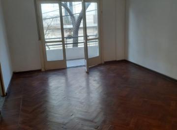 Departamento de 3 ambientes, San Cristobal · Hermoso Dpto Al Frente Super Lumin