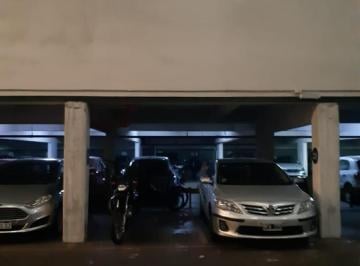 Garage · 17m² · 1 Cochera · Cochera en Venta - 17 m² - Villa Crespo