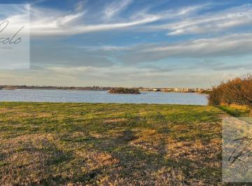 Terreno · 1050m² · Lote en Venta. Laguna Central, en Barrio Cerrado Puertos Marinas, Escobar
