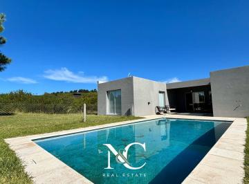 Casa · 145m² · 5 Ambientes · Casa en Venta de 5 Ambientes en Senderos IV Costa Esmeralda
