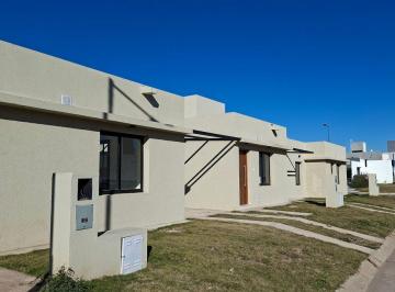 Casa de 3 ambientes, Córdoba · Financiacion Propia - a Estrenar - Dúplex en Venta - Docta Av - Dos Dorm. - Cochera - Asador