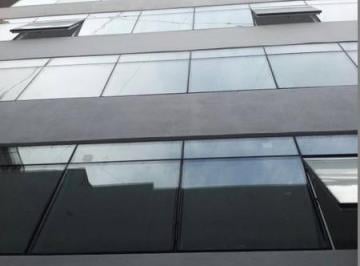 Oficina comercial · 240m² · 2 Cocheras · Ver Video! Oficina en Venta de 250 M! Dos Cocheras Fijas - Cubiertas Inmejorable Acceso y Ubic