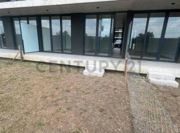 Departamento · 45m² · 2 Ambientes · 1 Cochera · Departamento 2 Ambientes con Jardin