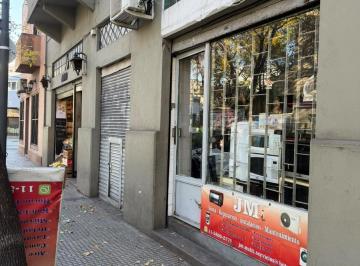 Local comercial · 78m² · 3 Ambientes · Local en Alquiler en Inmejorable Zona de Barracas